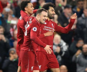 Vòng 19 Ngoại hạng Anh: Liverpool bứt top, thành Manchester chia nửa buồn vui