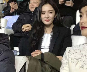 Lần đầu đi sự kiện sau ly hôn, Dương Mịch được fan hâm mộ làm điều này