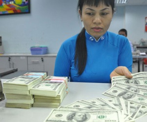 Tỷ giá trung tâm tiếp đà tăng mạnh