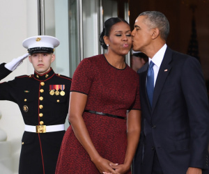 Vợ chồng Obama được người Mỹ ngưỡng mộ nhất năm