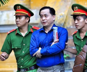Vũ 'nhôm': Từ đại gia bí ẩn thích làm từ thiện đến bộ mặt thật trước vành móng ngựa