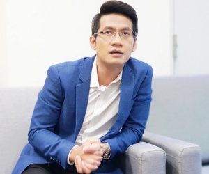 BTV Tuấn Dương thời sự 19h chia sẻ về vợ và 2 con gái