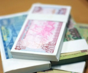 Dịch vụ đổi tiền lẻ lì xì Tết nhộn nhịp sớm