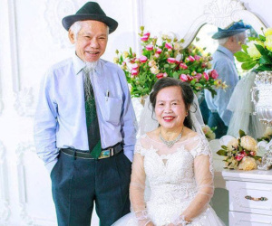 Cụ ông, cụ bà chụp ảnh kỷ niệm đám cưới vàng và câu chuyện tình yêu hơn 50 năm khiến biết bao bạn trẻ ghen tị