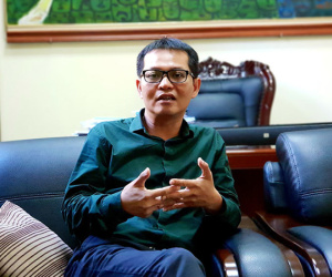 NSND Trung Hiếu: Vợ là nhân viên ngân hàng kém 19 tuổi, rất hiền ngoan