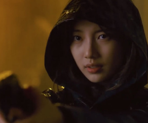 Suzy bắn súng cực 'ngầu', thực hiện những cảnh quay đầy mạo hiểm trong phim mới
