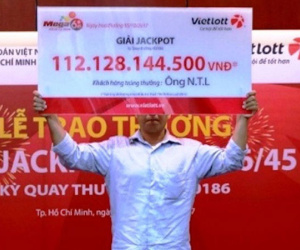Trên đường đi lễ chùa, mua tấm vé số trúng độc đắc 22 tỷ
