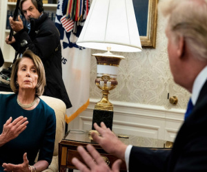 'Bà ba bị' quyền lực nhất Washington D.C. trở lại để đối đầu TT Trump