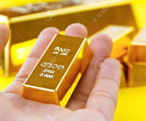 Giá vàng hôm nay 4/1: Ồ ạt mua vào, vàng leo lên đỉnh