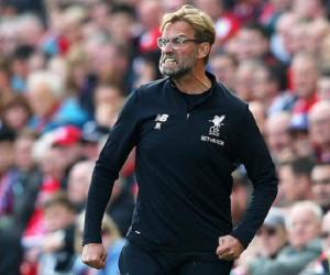 Juergen Klopp điên tiết, đổ lỗi cho trọng tài sau trận thua trước Man City