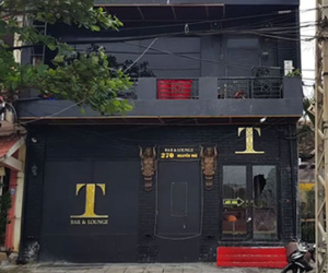 Nổ súng hỗn chiến trong quán bar làm 3 người bị thương