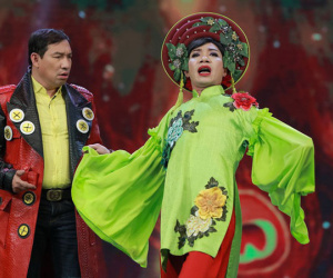 Phản ứng của đạo diễn Đỗ Thanh Hải khi MC Tùng Leo chỉ trích 'Táo quân'