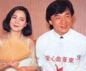 Thành Long - Đặng Lệ Quân: Mối tình thanh xuân bỗng hóa thù hận của vua võ thuật và đệ nhất danh ca lừng lẫy một thời