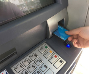 Hơn 25 triệu thẻ ATM phải chuyển sang thẻ chip vào cuối năm nay