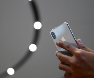 Phát hiện nhiều ứng dụng iPhone kết nối ngầm với phần mềm độc hại
