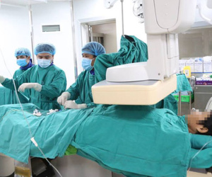 Chạy đua cứu bệnh nhân bị dập vỡ gan, máu tràn khắp ổ bụng