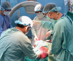 Cứu chàng trai bị đứt lìa cả hai chân