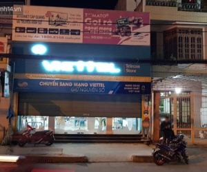 Nóng: Nam thanh niên cầm súng, mìn xông vào cửa hàng Viettel cướp hơn 40 triệu