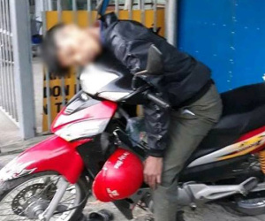 Phát hiện nam thanh niên chết bí ẩn trong tư thế ngồi trên xe máy
