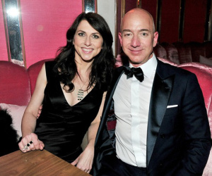 Vợ cũ của Jeff Bezos xứng đáng được chia nửa số tài sản, vì sẽ không có Amazon nếu không có bà