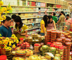 Cầm 25 triệu tiêu Tết: Tôi không dám ra khỏi nhà mua sắm