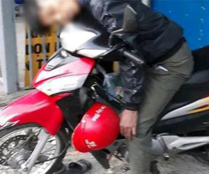 Nguyên nhân nam thanh niên chết trong tư thế ngồi trên xe máy