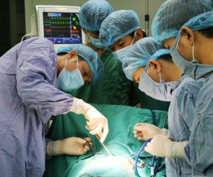 Cảnh báo ho khan 10 ngày, vào viện đã ung thư phổi