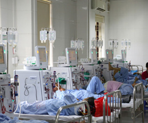 Cuộc 'bắt tay' kinh doanh máy chạy thận ở Bệnh viện Hoà Bình