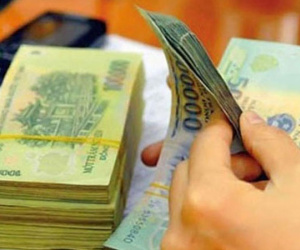 Một DN người Việt thưởng Tết cho nhân viên 900 triệu đồng