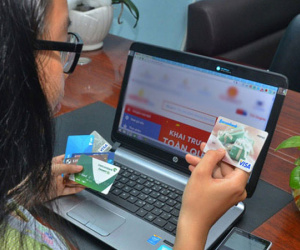 Chuyển đổi hàng chục triệu thẻ ATM sang thẻ chip