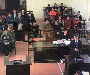 Cuộc đối đáp đặc biệt nhất vụ án chạy thận: GS đầu ngành nói 'rất cám ơn anh đã hỏi câu này, vì sự áp dụng này rất nhiều người đã chết!'
