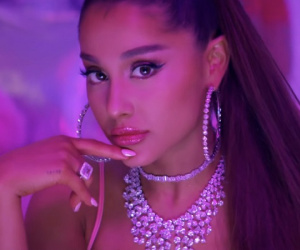 Vừa phát hành ca khúc mới chưa đầy 1 ngày, Ariana Grande đã bị tố đạo nhạc?