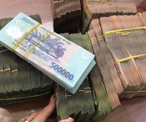 1 triệu tiền thật 'ăn' 10 triệu tiền giả: Nhức nhối mùa cận Tết