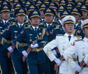 Điều chưa từng có trong lịch sử quân đội Trung Quốc