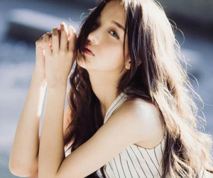 Đời đàn bà, có nỗi đau nào chua chát bằng chồng mình lên giường với người khác