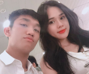 Nhan sắc 'hoa ghen, liễu hờn' của bạn gái cầu thủ U23 Trọng Đại