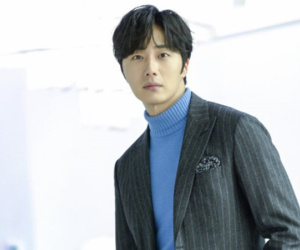 Vừa xuất ngũ, tài tử đình đám xứ Hàn Jung Il Woo tiết lộ về căn bệnh phình động mạch não khiến anh có thể chết bất cứ lúc nào