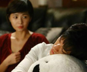 Hai năm qua, bất chấp sự phản đối của tôi, chồng vẫn luôn tìm cách giới thiệu tôi cho những người đàn ông khác