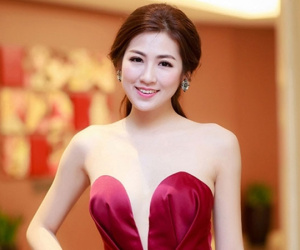 Hậu lùm xùm với Văn Mai Hương trước đám cưới, á hậu Tú Anh lại vô tư nhảy nhót, trêu đùa chồng khi hát ca khúc của tình cũ gây tranh cãi