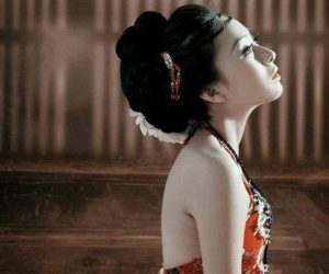 Sự thật cách kiểm tra sự 'trong trắng' của người xưa: Ngực nhỏ, nhịn vệ sinh chứng tỏ vẫn 'còn'