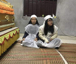 Tai nạn 8 người chết ở Hải Dương: 'Nhìn vợ tài xế rất đáng thương, tội nghiệp'