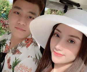Văn Thanh cùng bạn gái nghỉ dưỡng sang chảnh sau khi về nước