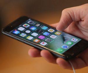 Apple thừa nhận chỉ Qualcomm mới đáp ứng modem 4G cho iPhone