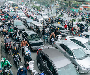 Chùm ảnh: Từ 3h chiều, đường phố Hà Nội ùn tắc 'không lối thoát' ngày giáp Tết