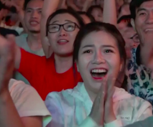 Video: Cổ động viên nói gì sau thất bại của tuyển Việt Nam tại tứ kết?