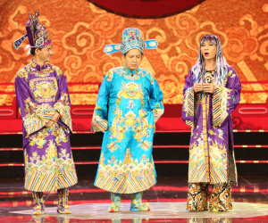 'Táo quân 2019' đả kích dân chơi biến tướng 'đi bão'