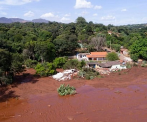 Vỡ đập ở Brazil: 7 người chết, 150 người mất tích
