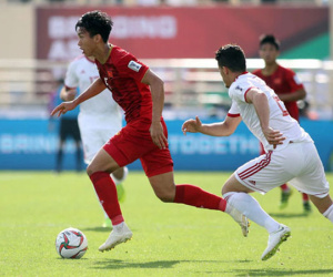 Quang Hải và Văn Hậu vào Top 5 cầu thủ U21 hay nhất Asian Cup