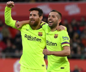 Messi lập công, Barca xây chắc ngôi đầu La Liga