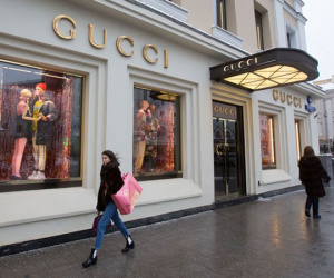 Chủ thương hiệu Gucci nợ 1,6 tỷ USD tiền thuế